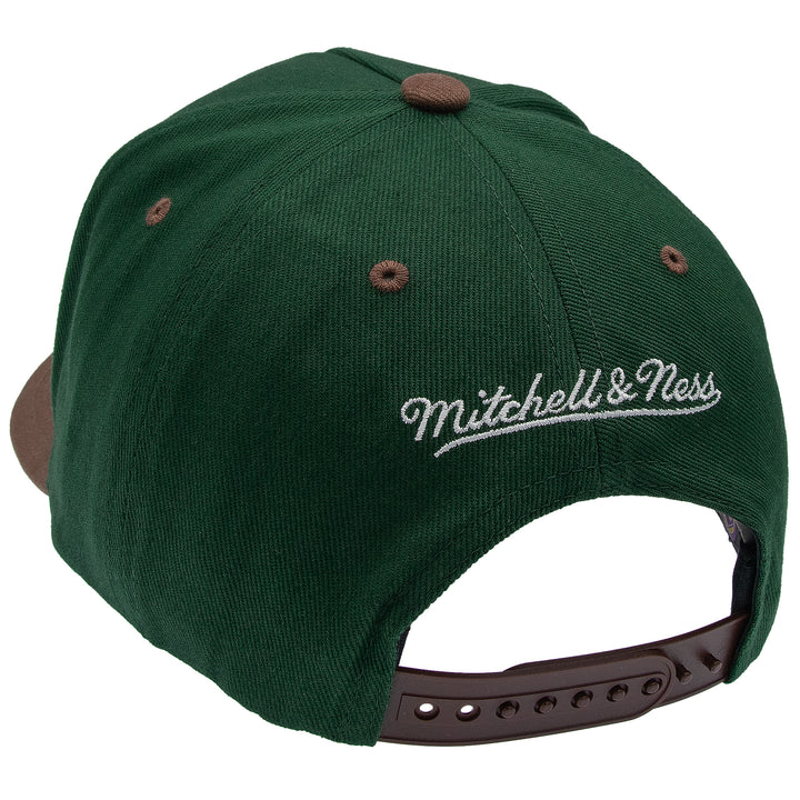Chicago Bulls NBA Outland Pro Pinch Snapback Mitchell &amp; Ness