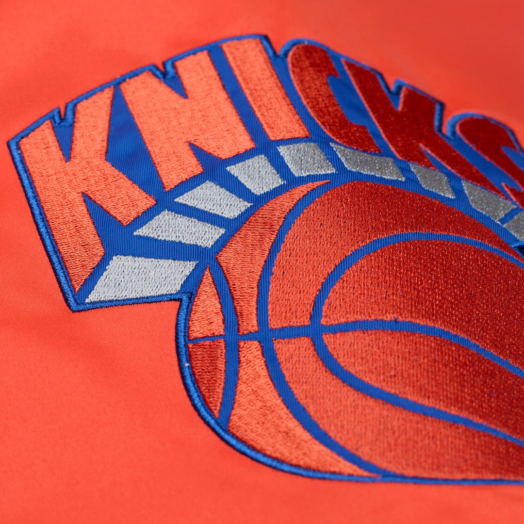 New York Knicks NBA Throw It Back Heavyweight Satin Jacket Mitchell &amp; Ness