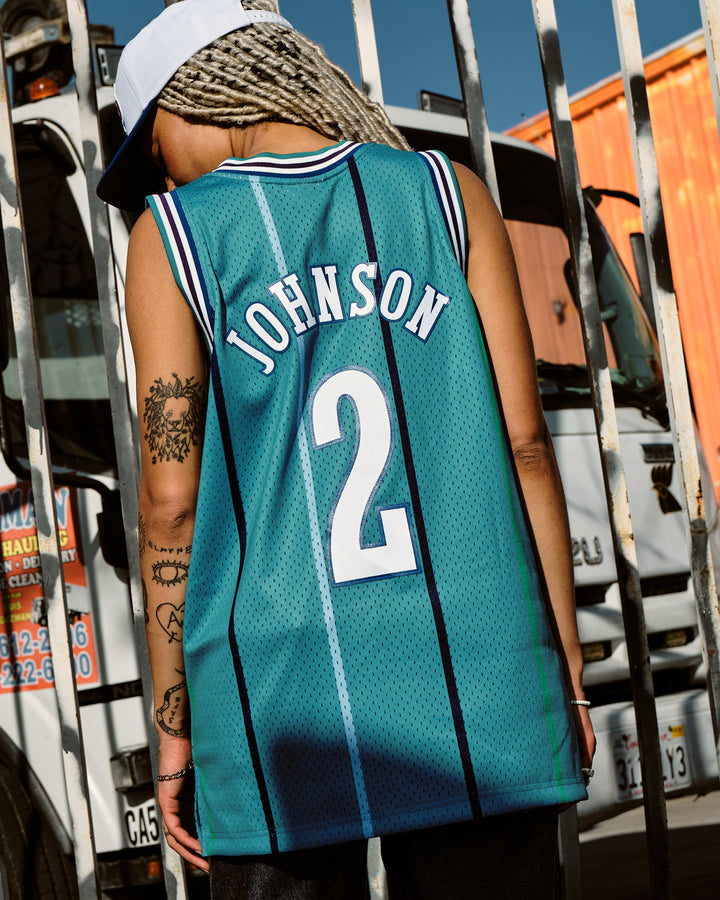 Larry Johnson Charlotte Hornets 1991-1992 Home NBA Swingman Jersey Mitchell &amp; Ness