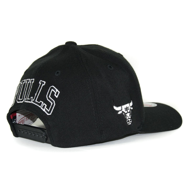 Chicago Bulls NBA Classic Red Easy B&amp;W Mitchell &amp; Ness Black/White