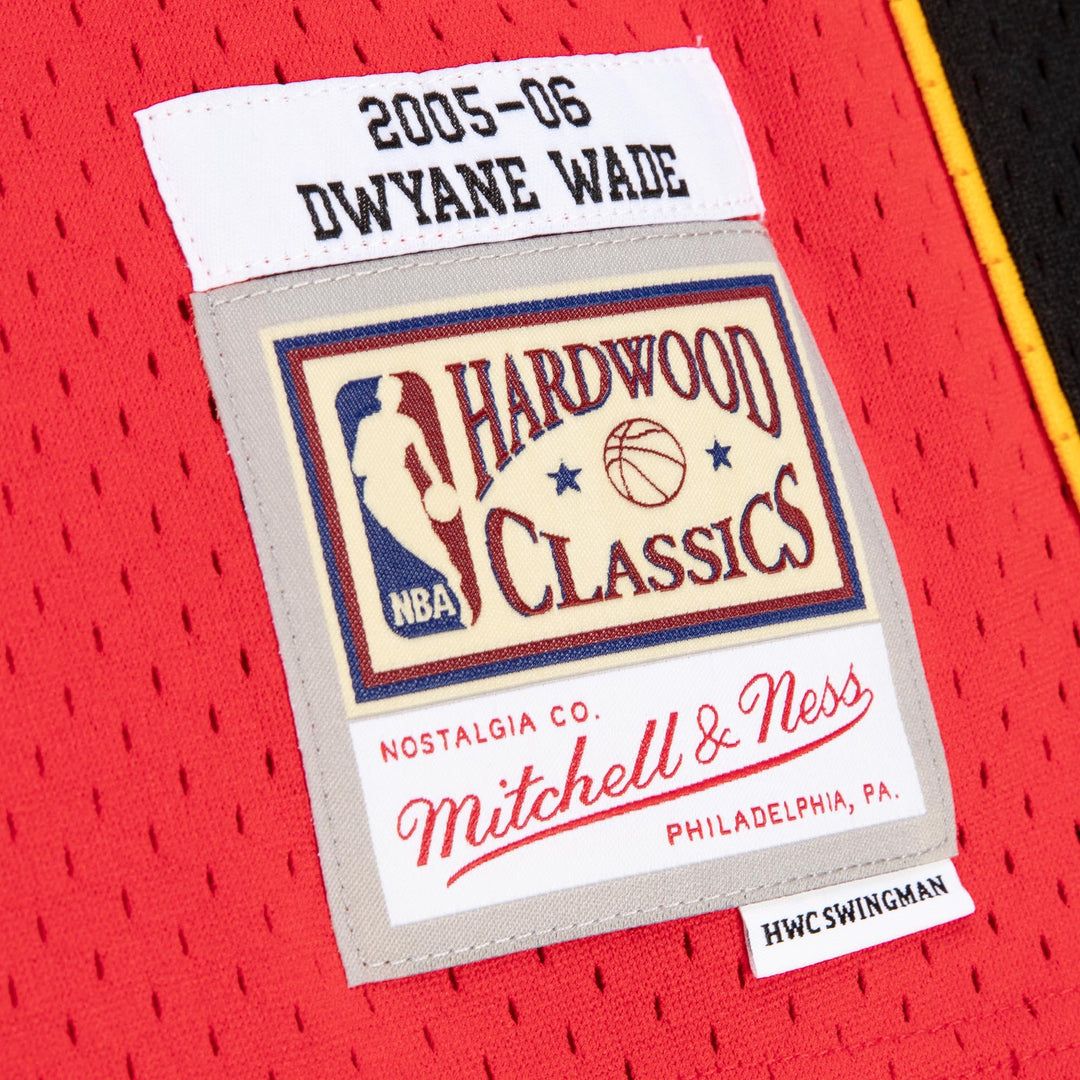 Mitchell &amp; Ness - NBA Swingman Jersey - Dwyane Wade - Miami Heat - 2005-2006