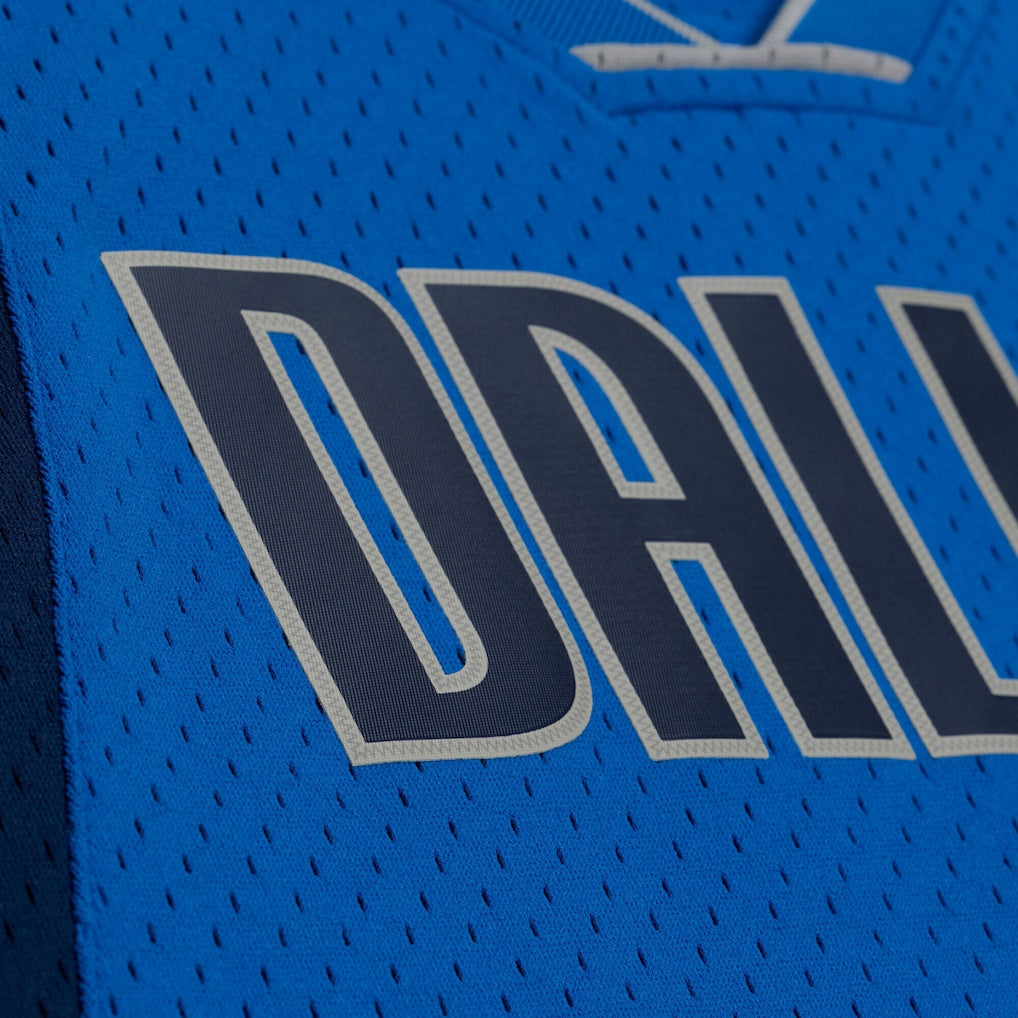 Dirk Nowitzki Dallas Mavericks NBA Dark Jersey 2010-2011 Mitchell &amp; Ness Blue