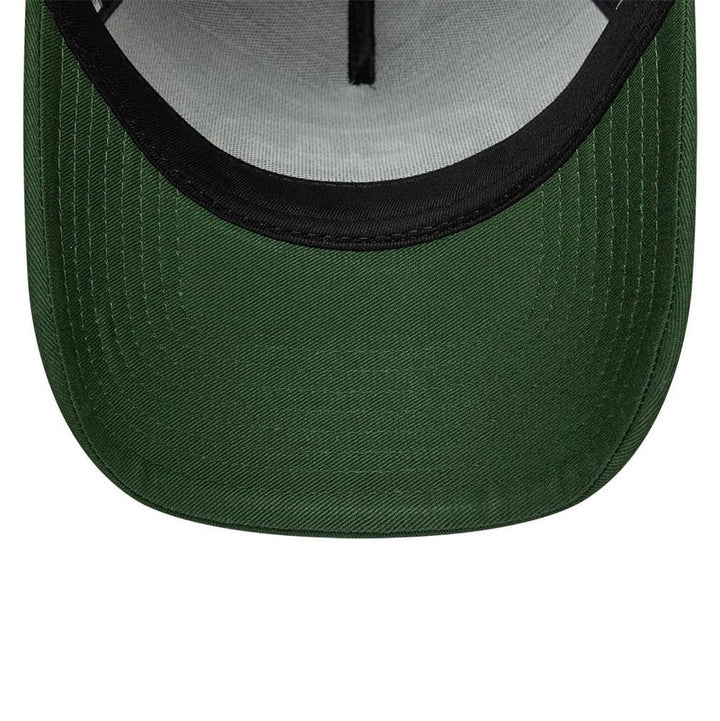 New Era Oval Foam Patch Trucker Snapback Green/White