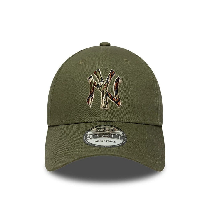 New York Yankees MLB 9FORTY Outline Strapback New Era Camo/Green