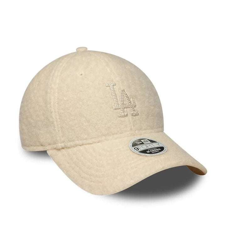 Los Angeles Dodgers MLB Winter Borg 9FORTY Women Snapback New Era White