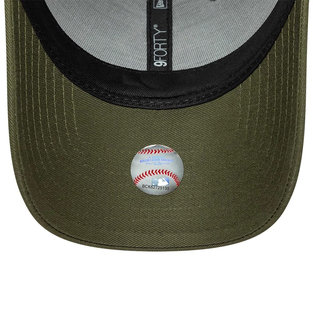 New York Yankees MLB 9FORTY Outline Strapback New Era Camo/Green