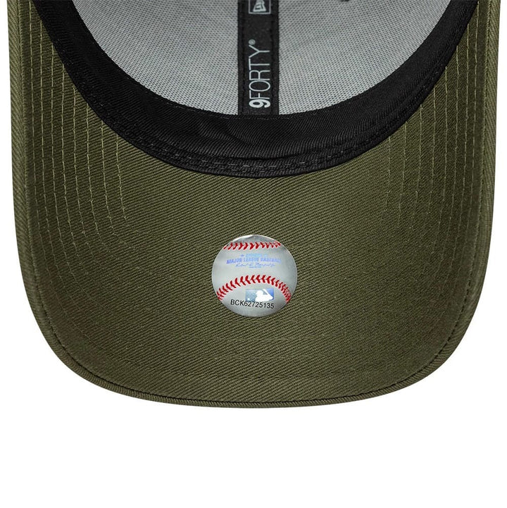 New York Yankees MLB 9FORTY Outline Strapback New Era Camo/Green