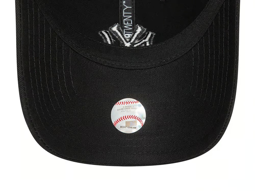 New York Yankees MLB League Essential 9Twenty Strapback New Era White/Black