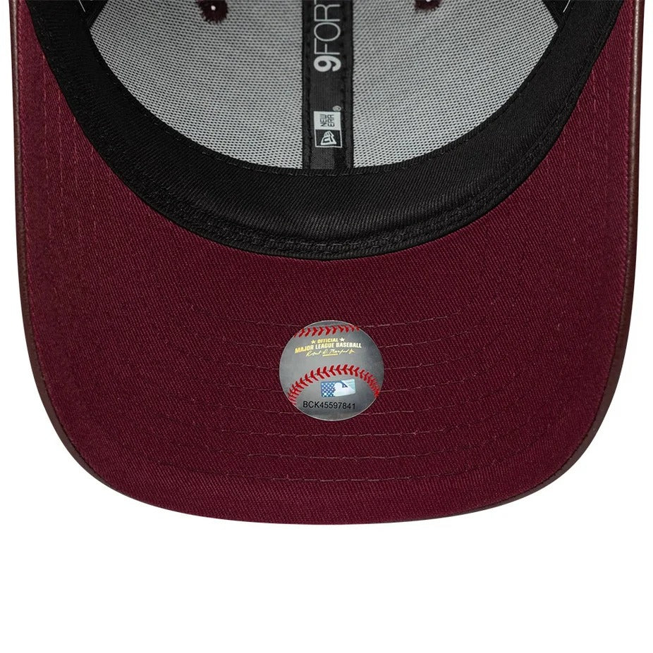 New York Yankees MLB Womens Diamante PE 9Forty MC Snapback Burgundy