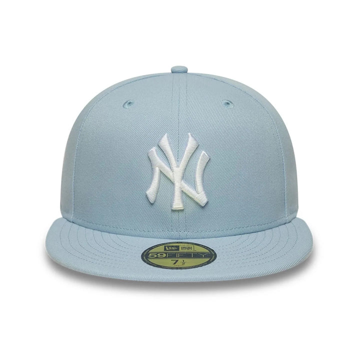 New York Yankees MLB League Essential 59FIFTY Fitted Cap New Era Light Blue