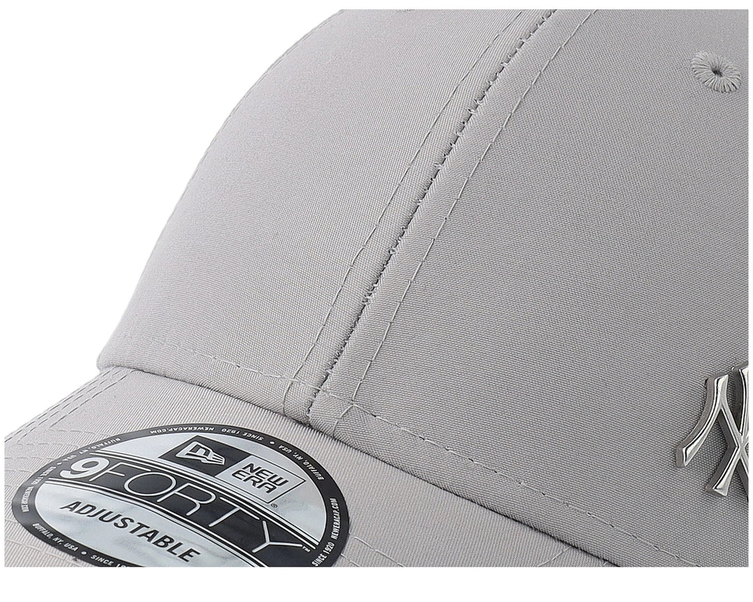 New York Yankees MLB Flawless 9Forty Strapback New Era Grey