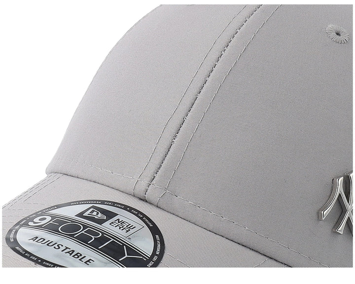 New York Yankees MLB Flawless 9Forty Strapback New Era Grey