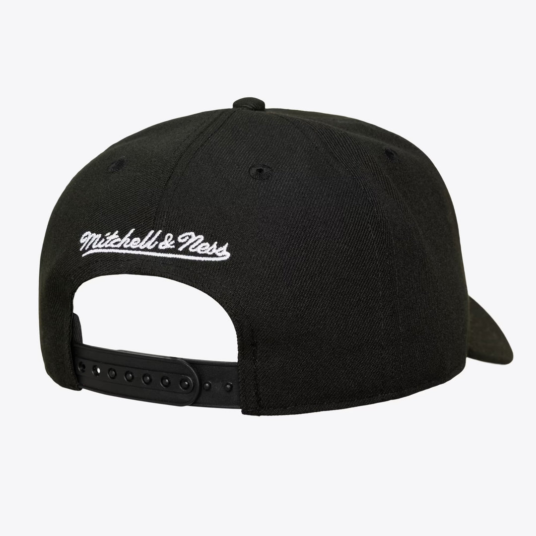 Los Angeles Lakers NBA Legacy Made Champ Pro Pinch Snapback Mitchell &amp; Ness Black