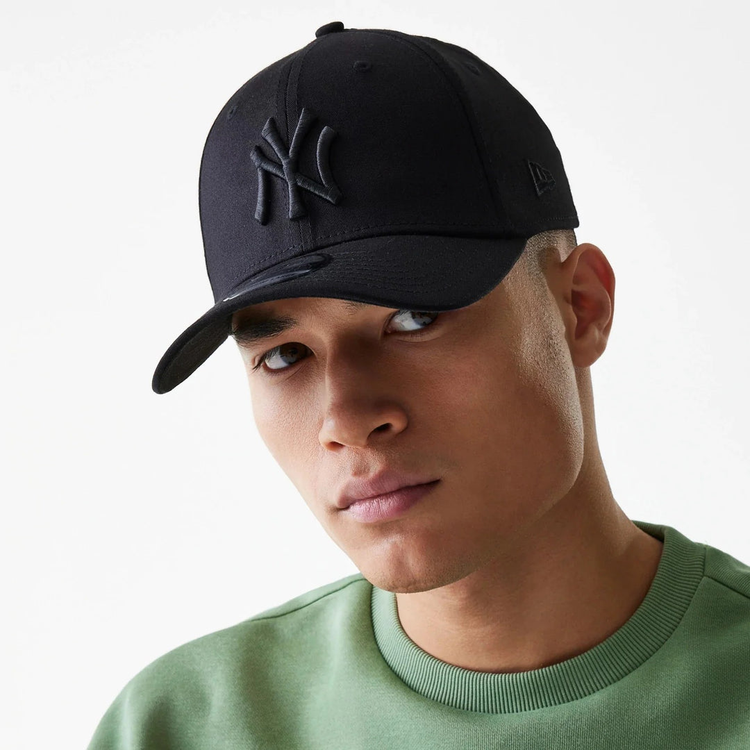 Classic New York Yankees 39Thirty Fitted New Era Black/Black