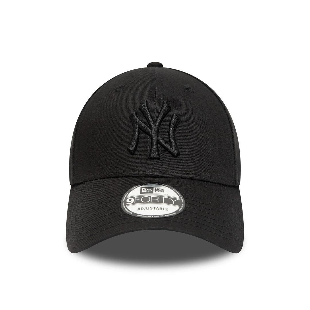 New York Yankees MLB League Essential 9FORTY Strapback New Era Black/Black