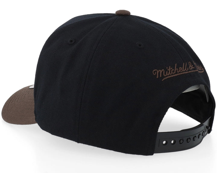 Branded Sporting Pro Pinch Snapback Mitchell &amp; Ness Black/Brown