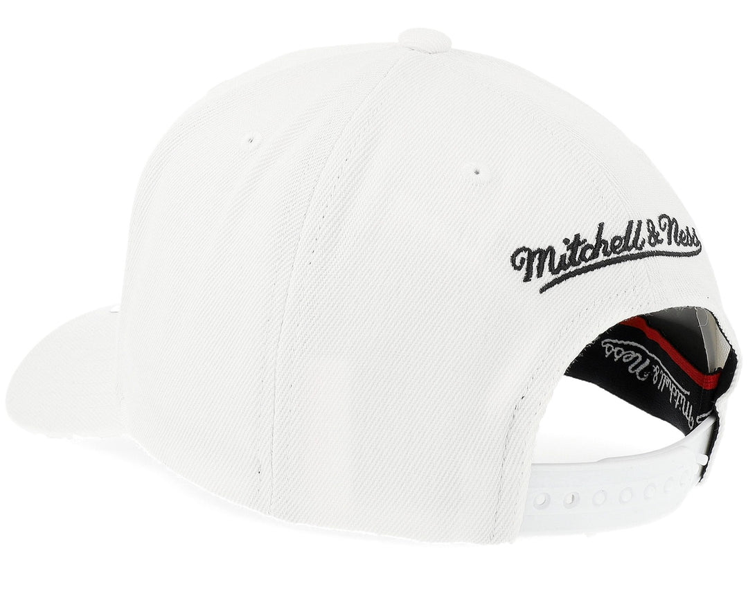 Branded Pinscript Classic Red Snapback Mitchell &amp; Ness White