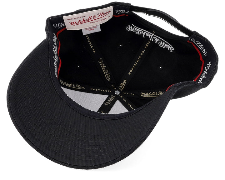 Branded Pinscript Pro Pinch Snapback Mitchell &amp; Ness Black/White