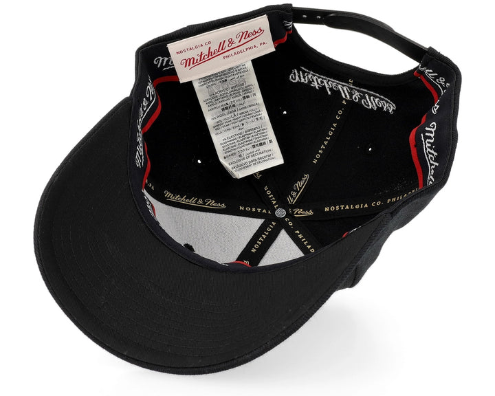 Branded Pinscript Pro Pinch Snapback Mitchell &amp; Ness Black/Black