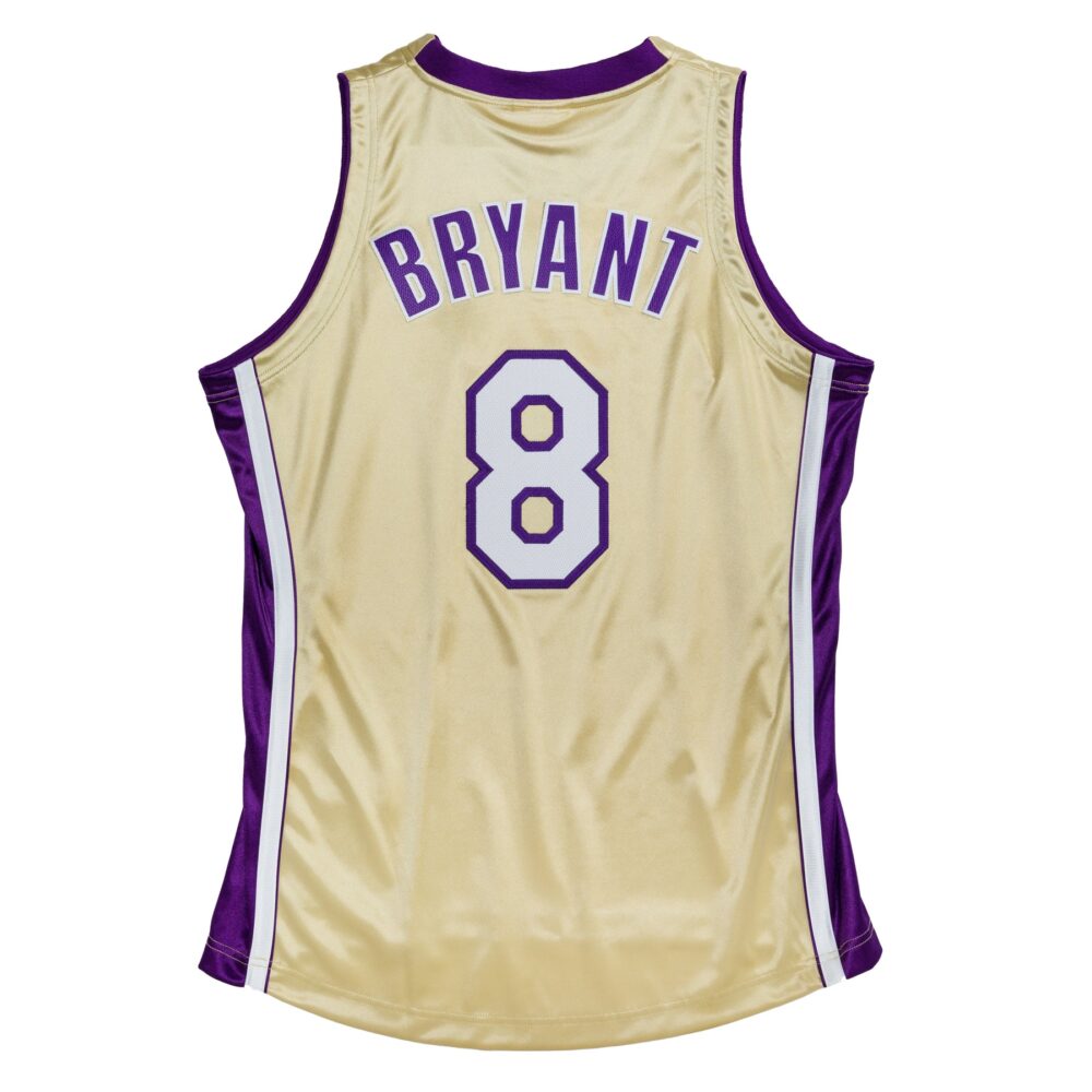 Mitchell & Ness - NBA Authentic Jersey - Los Angeles Lakers - Kobe Bryant - HOF Jersey #8 - Gold - Image 2