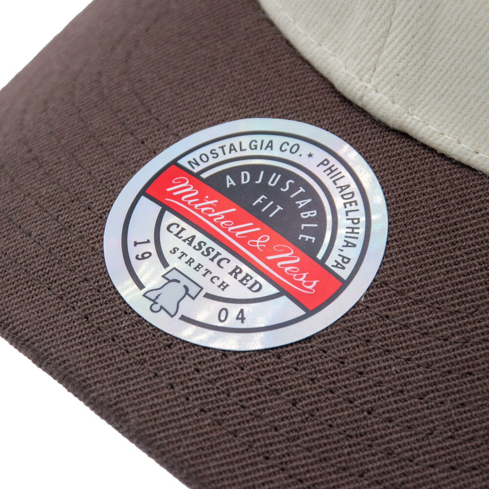 New York Knicks NBA Blush Sand Classic Red Snapback Mitchell & Ness Cream/Brown – Bild 3